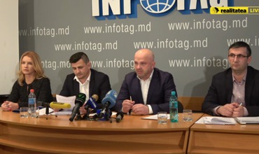 Адвокаты Платона уверяют, что их снимали во время свиданий с клиентом.