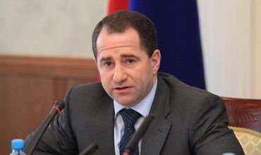 Киев не утвердил кандидатуру нового посла РФ.