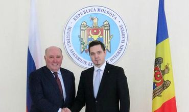 Ульяновски обсудил с Карасиным молдо-российские отношения
