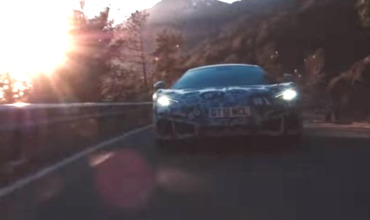 McLaren показал на видео свой самый практичный суперкар.
