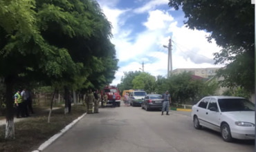 В Дубоссарах эвакуировали жильцов дома из-за сообщения о бомбе.