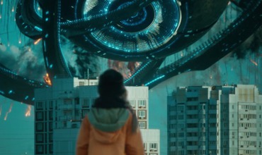 Тайны проекта были приоткрыты Федором Бондарчуком на презентации фильма «Притяжение» в Сочи в рамках недавнего фестиваля «Кинотавр».