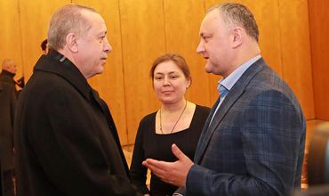 Додон провел незапланированную встречу с Эрдоганом в аэропорту Стамбула