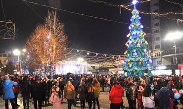 В декабре в Бельцах зажжется новогодняя иллюминация. Фото: btv.md.