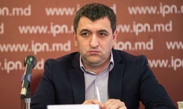 Депутат от блока ACUM Лилиан Карп.