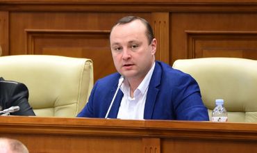 Депутат Партии социалистов Влад Батрынча.