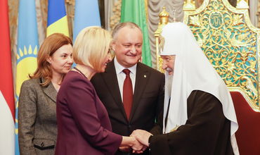 Глава автономии пожелала Его Святейшеству здоровья и успехов в его деятельности во благо всего православного мира. 