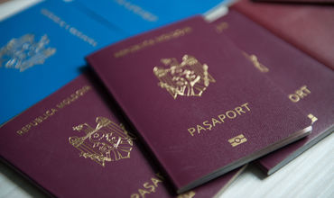 Для поездок в Украину гражданам Молдовы не нужны будут загранпаспорта.