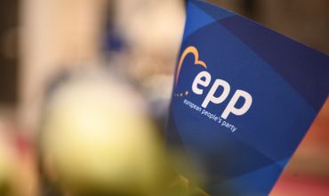 ЕНП решительно повторяет свой призыв к спокойствию и здравомыслию.