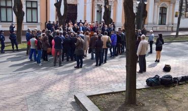 Акция протеста Нэстасе против Додона провалилась