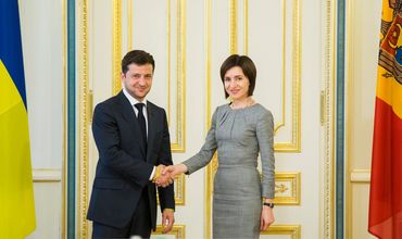 Майя Санду поздравила украинцев с Днем независимости.