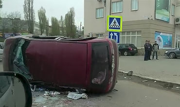 Инцидент произошёл сегодня, 13 апреля, на улице Узинелор в Кишинёве.