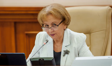 Спикер Парламента РМ Зинаида Гречаный.
