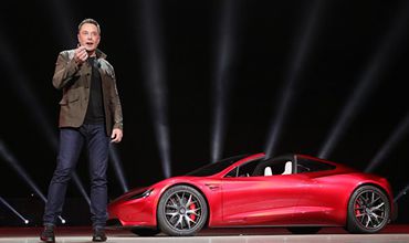 Tesla вплотную подошла к банкротству.