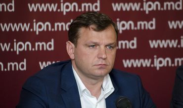 Андрей Нэстасе выступает с призывом в контексте президентских выборов.
