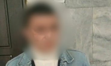 Жителя столицы подозревают в краже двух золотых колец в наркодиспансере.