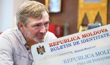 Игорь Добровольский играл и за молдавскую сборную, был ее главным тренером.