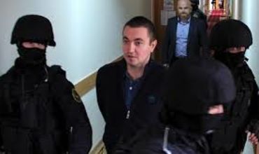 Адвокаты Платона просят его возвращения в Украину.