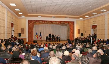 Депутаты готовы сражаться с оружием в руках за государственность Молдовы