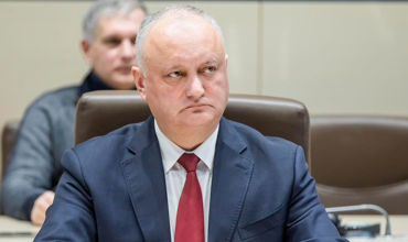 Додон: &#34;Санду назначила конференцию в то же время, что и Путин. Считает себя королевой?&#34;