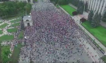 Протесты против решения о признании выборов примара Кишинева недействительными продолжаются.