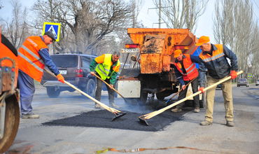 Более 1 млрд. 24 млн. леев будут выделены в 2019 году из Дорожного фонда на техническое обслуживание и ремонт национальных трасс. 