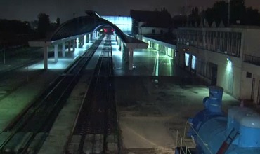 По имеющимся данным, женщина пыталась покончить с жизнью.