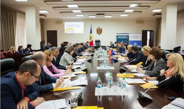 В заседании приняли участие представители центральной публичной администрации и партнеров по развитию.