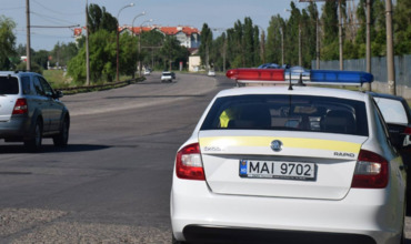 Служба InfoTrafic призывает водителей адаптировать скорость движения согласно предписаниям ПДД.