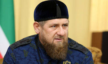 Кадыров обвинил Макрона в вынуждении людей к преступлениям.