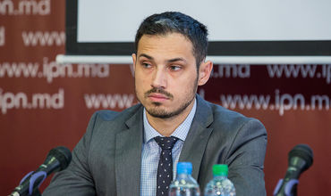 Политолог Дионис Ченуша.