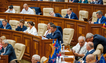 Купленные для депутатов планшеты нельзя будет выносить из зала заседаний.