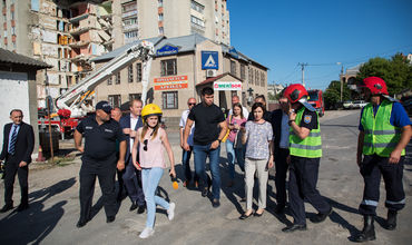 Майя Санду посетила Атаки, где обрушилась часть дома.