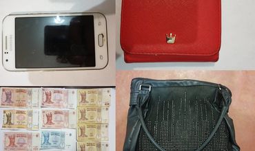 Полицейские задержали преступника, ограбившего пенсионерку на остановке.
