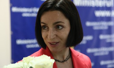 Hовый министр просвещения предельно ответственно относится к своим обязанностям и намерена навести порядок в этой важной отрасли.