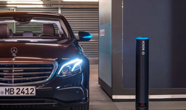 В Германии разрешили системам автономного вождения Bosch и Daimler парковать автомобили самостоятельно.