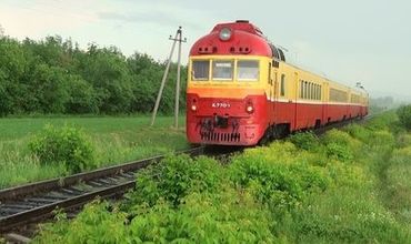 В Гидигиче поезд насмерть сбил мужчину.