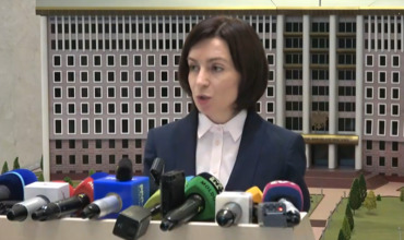 Санду обратилась к Пынзарю и Кавкалюку: Не выполняйте незаконные приказы.