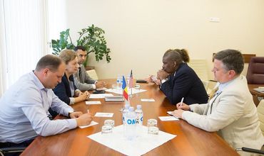 Посол США встретился со спикером парламента Зинаидой Гречаный.