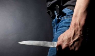 Подростка из Кагула ранил ножом в спину подвыпивший приятель.