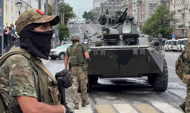 СМИ: Провоенные ТГ-каналы РФ насчитали 13-20 погибших из-за мятежа Пригожина.