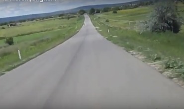 Дорога к складам фирмы министра Киринчука отремонтирована в рекордные сроки.