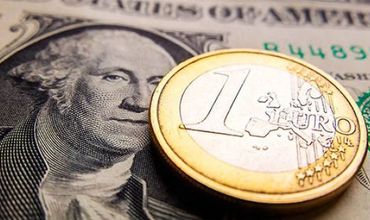 В начале следующей недели курс евро и доллара снизится.