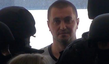 По словам Анны Урсаки, Вячеслава Платона как кандидата в президенты должны были бы немедленно освободить из-под ареста.