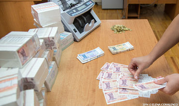 Виктор Чобану утверждает, что на момент совершения кражи из банковской системы эта сумма была равна двум бюджетам страны.