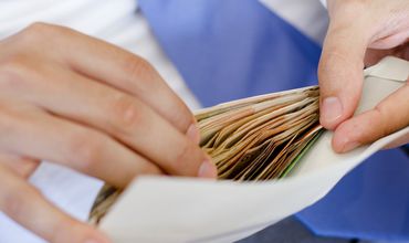 В Румынии ужесточили наказание за нелегальных работников.