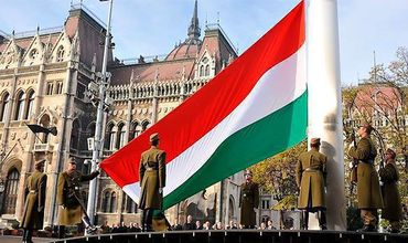 Правительство Венгрии призвало почтить память венгерских солдат.