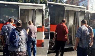 В столичном троллейбусе произошло задымление.