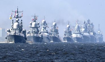 В параде примут участие корабли ВМФ России.