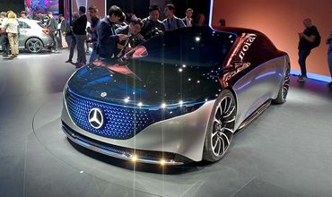 Mercedes-Benz показал концепт нового электромобиля.